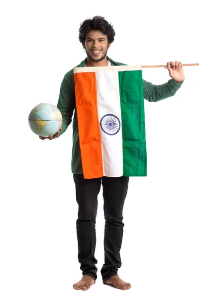 Jongeman Met Indiase Vlag Tricolor Met Wereld Bol Witte Achtergrond — Stockfoto