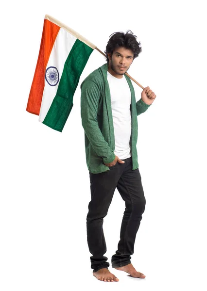 Młody Człowiek Indyjską Flagą Lub Trójkolorem Białym Tle Dzień Niepodległości — Zdjęcie stockowe