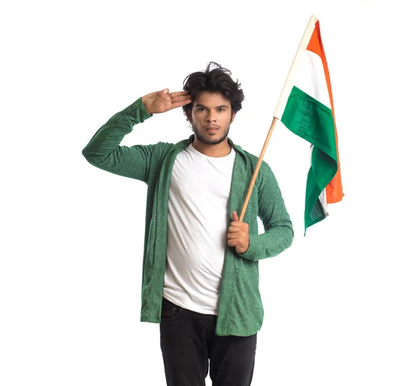Jeune Homme Avec Drapeau Indien Tricolore Sur Fond Blanc Fête — Photo