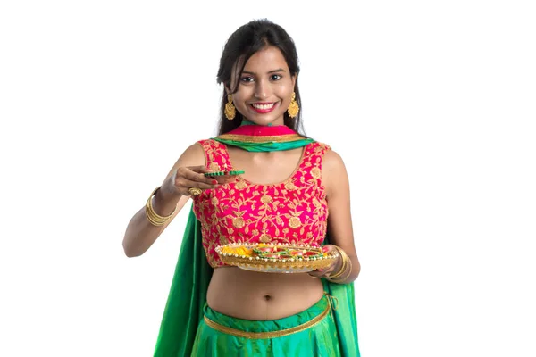 Portré Egy Indiai Hagyományos Lány Gazdaság Diya Lány Ünneplő Diwali — Stock Fotó