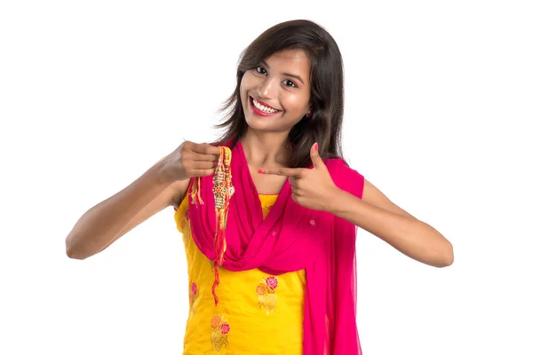 Mooi Indiaas Meisje Dat Rakhis Liet Zien Ter Gelegenheid Van — Stockfoto