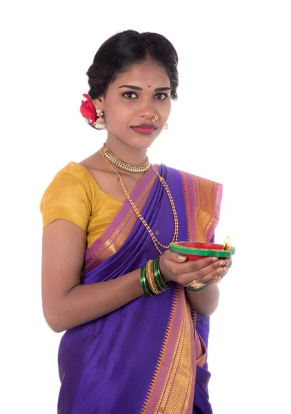 Retrato Uma Mulher Segurando Diya Diwali Deepavali Foto Com Mãos — Fotografia de Stock