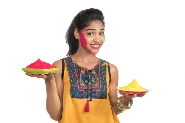 Beautiful Young Girl Holding Powdered Color Plate Occasion Holi Festival — Stock Photo, Image