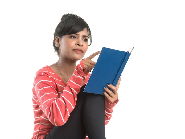 Menina Bonita Segurando Livro Posando Fundo Branco — Fotografia de Stock