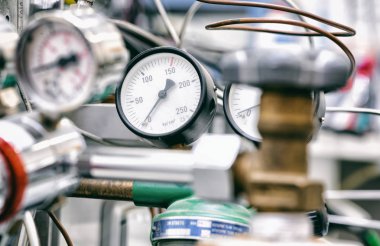 Düzenleme çıkış basıncı basınç şişe bağlı Manometre ile kapak