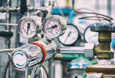 Düzenleme çıkış basıncı basınç şişe bağlı Manometre ile kapak