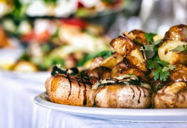 Gıda Reut pek çok yemek ile