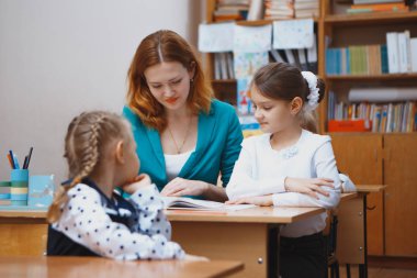 Bir ilköğretim okulu öğrenci özel ders