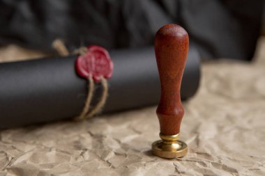 Pencerenin köşesindeki küf