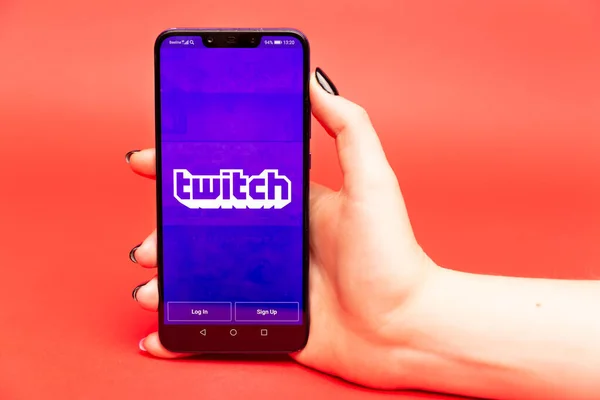 26 08 2019 Tula: Twitch pada tampilan telepon. Logo — Stok Foto