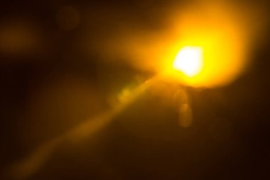 Siyahta soyut Doğal Güneş parlaması