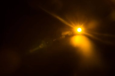 Siyahta soyut Doğal Güneş parlaması