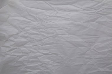 Diş hekimi randevusu, diş hekimliği aletleri ve diş hijyenisti kontrol konsepti. Diş modelleri takma dişler ve koyu gri üzerine stomatoloji aletleri. Düzenli kontroller oral sağlık için gereklidir