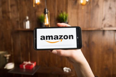 Tula Rusya 16.01.20 Amazon telefon ekranında izole edildi..