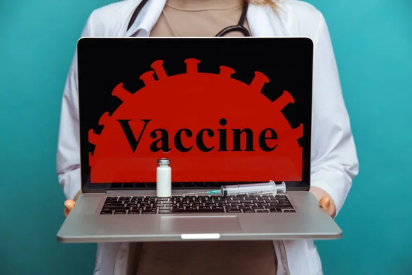Vacina contra o coronavírus e conceito de injeção. Preparação da medicina de COVID . — Fotografia de Stock