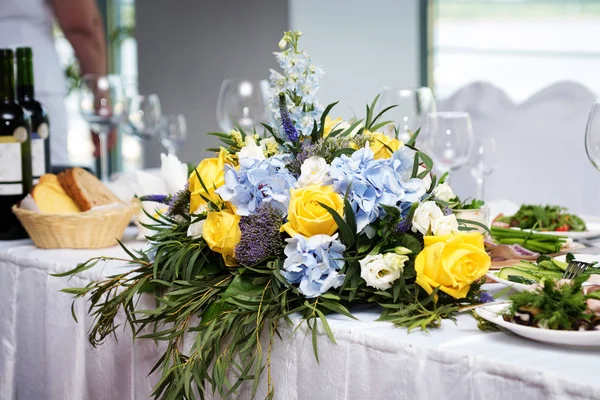 romantik yemek masası dekorasyonu