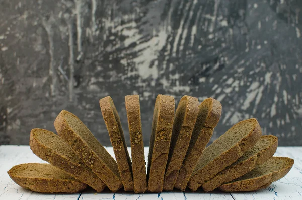 Нарізаний хліб житній — стокове фото