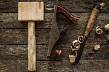 Marangozluk aletleri eski tahta masa