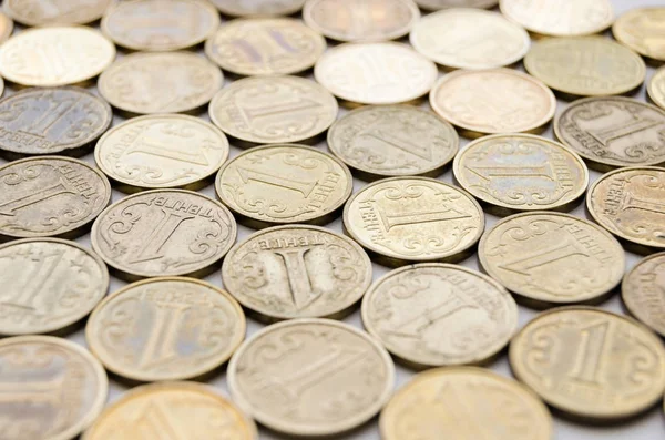 Große Anzahl von Münzen Nennwert von einer Tenge — Stockfoto