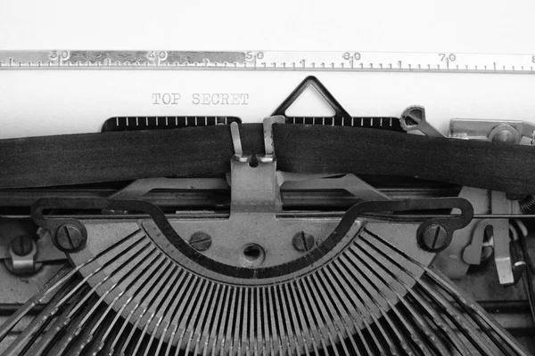 Vieille Machine Écrire Vintage Rétro Une Feuille Blanche Avec Texte — Photo