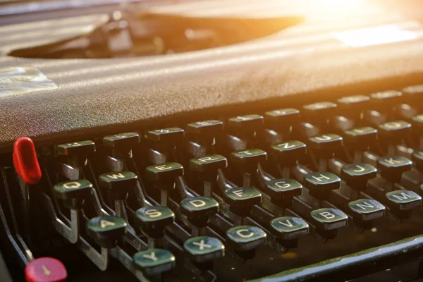 Keyboard Retro Typewriter Illuminated Sunlight — Stock Photo, Image