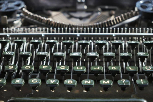 Toetsenbord Van Een Oude Retro Typemachine Met Het Engelse Alfabet — Stockfoto