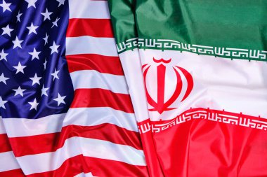 Amerika Birleşik Devletleri ve İran Bayrağı