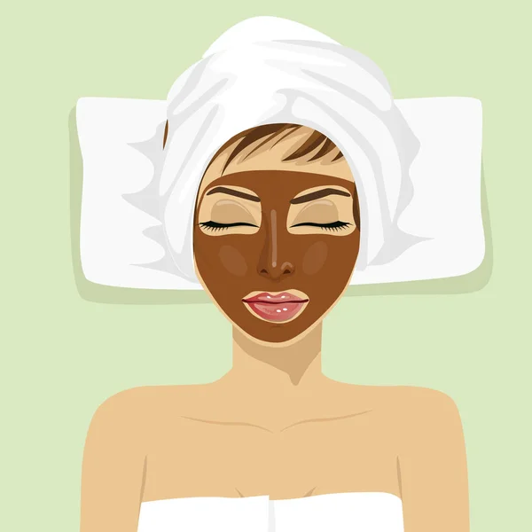 Chocolade gezichtsmasker. Chocoladetherapie. Jonge vrouw met behandeling masker op haar gezicht op spa salon — Stockvector