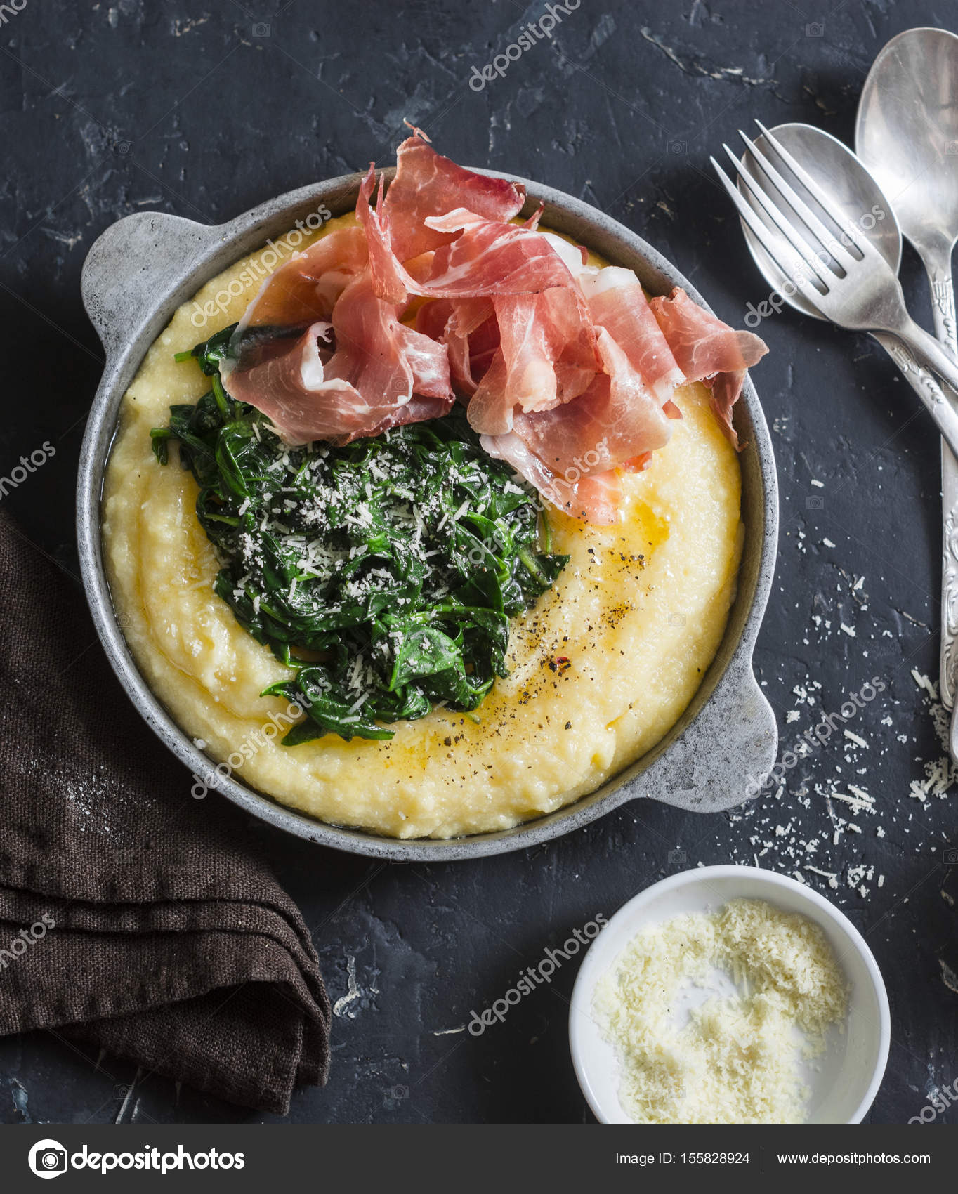 Domates ve Peynirli Polenta Domates ve Peynirli Polenta