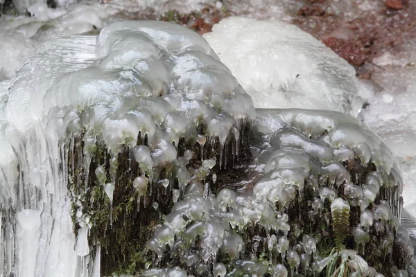 Cascata Ghiacciata Conca Della Campania — Foto Stock