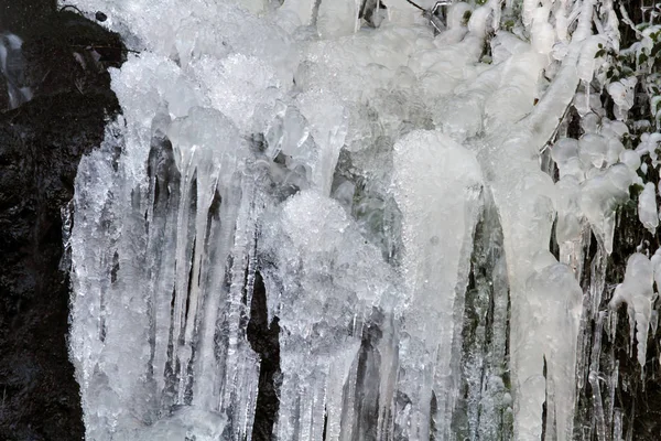 La cascata ghiacciata - Conca della Campania — Foto Stock