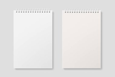 Açık gri arka planda boş gerçekçi spiral kaplı not defteri modeli. Yüksek çözünürlük. 