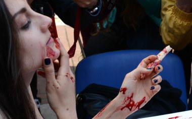 Sofia, Bulgaristan - May.3, 2016: Hayat protes hayvan hakları Derneği duymak demek, hayvanlar değil, et beslenme ve üretim