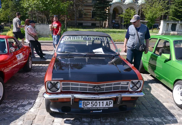 Retro auto na průvod historických vozidel 2016 dne 11. června 2016, Sofiq, Bulharsko. — Stock fotografie