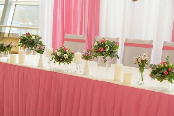 Decoração de casamento na cor rosa — Fotografia de Stock