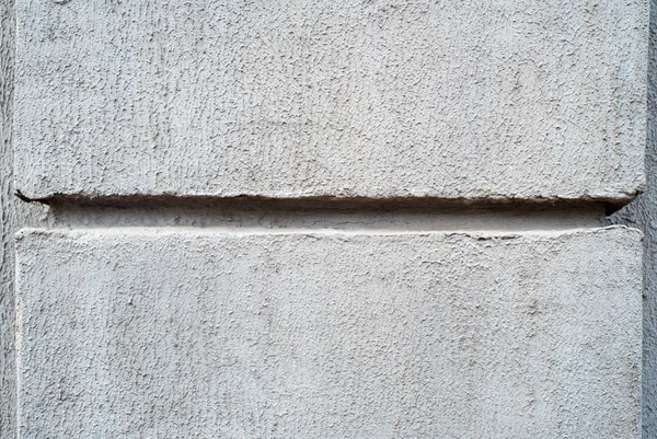 eski eski doku, gri beton duvar. Dört tabak. İki tabak.