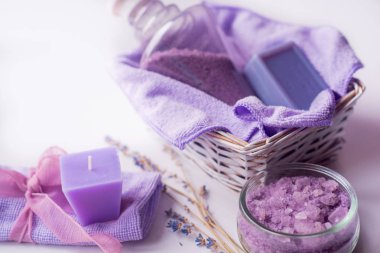 Tablo arka plan üzerinde kaplıca tedavisi bileşimi