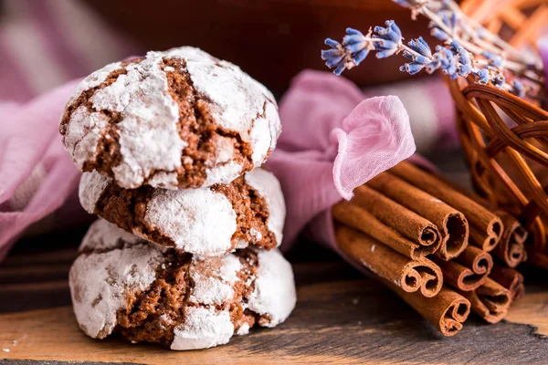 Choklad cookies med lavendel. — Stockfoto