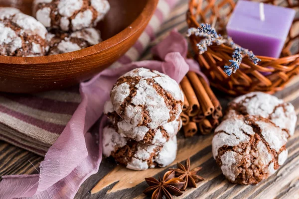 Choklad cookies med lavendel. — Stockfoto