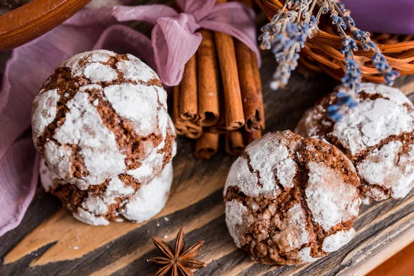 Choklad cookies med lavendel. — Stockfoto