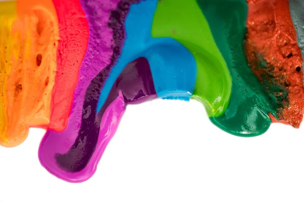 Bright oil or acrylic paints. Bright rainbow. Flowing across the palette. Isolate on white.Fluid Art. Abstract colorful background, Mixing paints. Modern art. Marble texture. — Stock Photo, Image