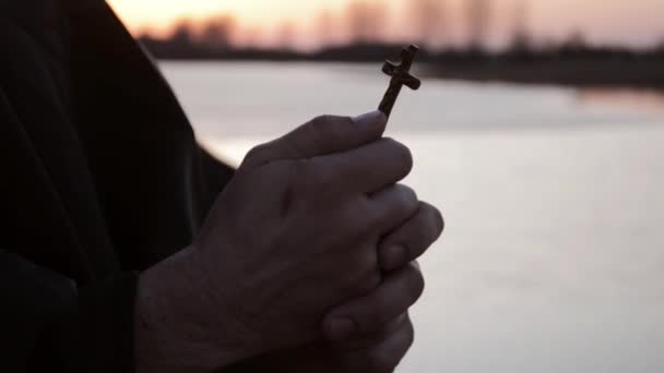 Hands Monk Holding Cross — Stock Video