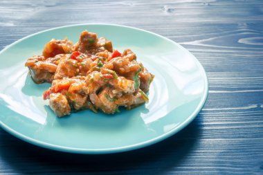 Mavi tabakta et güveç