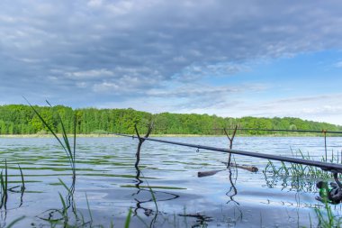Gölde balık oltaları