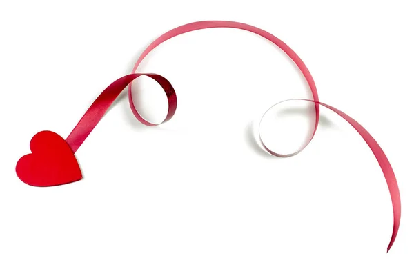 Rotes Herzband, auf weißem Hintergrund — Stockfoto