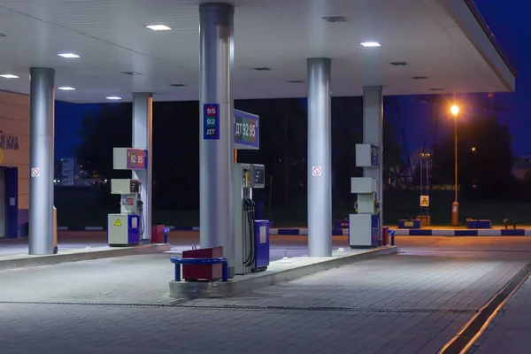 Moskwa Lipca 2019 Rosja Pusta Stacja Benzynowa Wieczorem Kryzys Paliwowy — Zdjęcie stockowe