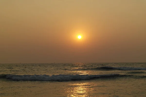 Solnedgång Sandstranden Indiska Oceanen — Stockfoto