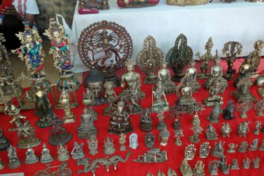 Heykeller ve Budist ve Tibet Tanrıların figurines 