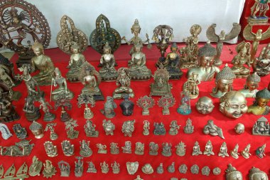 Heykeller ve Budist ve Tibet Tanrıların figurines 