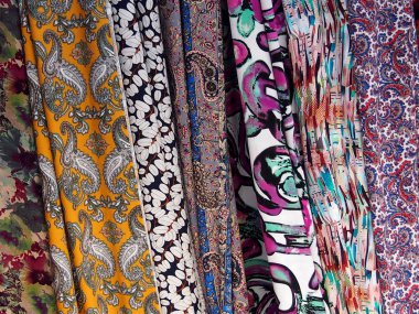 Doğal ve sentetik kumaşlar rulo 